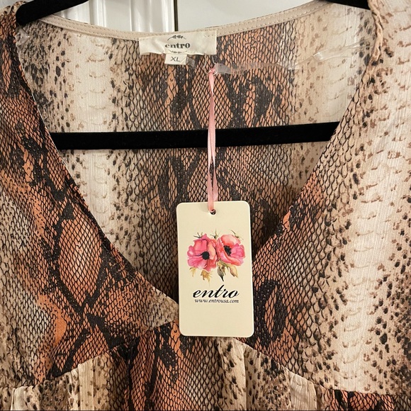 NWT Boutique Dress - Picture 2 of 5